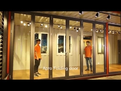 블랙 멀티 패널 알루미늄 폴딩 도어 에너지 효율적인 주거